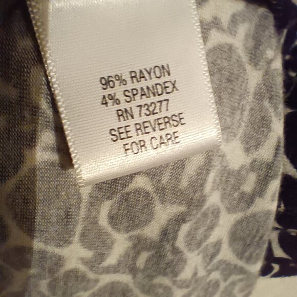 Elle White and Black Mini Dress Size X Small - Picture 9 of 9